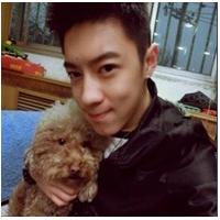 男生头像图片抱动物_WWW.WHOISQQ.COM
