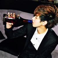 qq青春期男生头像图片_WWW.WHOISQQ.COM