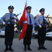 男生警察头像图片_WWW.WHOISQQ.COM