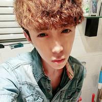qq头像图片男生成熟带墨镜_WWW.WHOISQQ.COM