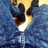 qq头像图片男生半身蓝色的_WWW.WHOISQQ.COM