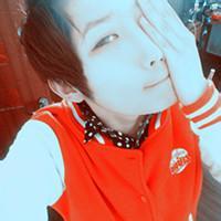 qq男生头像图片一只手遮脸_WWW.WHOISQQ.COM