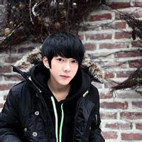 清新帅气韩国男生头像图片_WWW.WHOISQQ.COM
