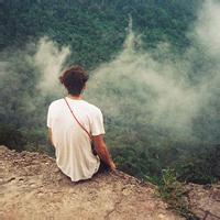 qq男生头像图片 背影 精选_WWW.WHOISQQ.COM