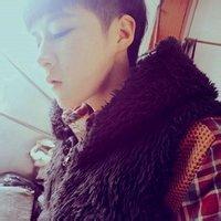 qq经典动作头像图片男生_WWW.WHOISQQ.COM