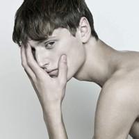 qq头像图片男生赤膊_WWW.WHOISQQ.COM