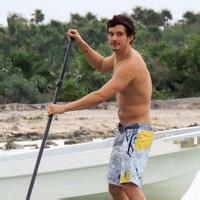 qq头像图片男生赤膊_WWW.WHOISQQ.COM