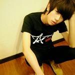 男生头像图片戴帽子和墨镜_WWW.WHOISQQ.COM