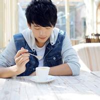 安静的头像图片男生_WWW.WHOISQQ.COM