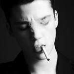 男生血泪头像图片_WWW.WHOISQQ.COM