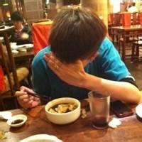 男生做饭时候的头像图片_WWW.WHOISQQ.COM