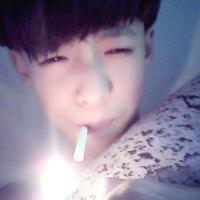 个性网qq头像图片花男生_WWW.WHOISQQ.COM