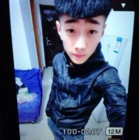 快手花臂男生qq头像图片_WWW.WHOISQQ.COM