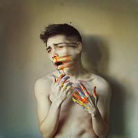玫瑰男生qq头像图片_WWW.WHOISQQ.COM