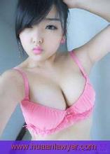 背心的背影男生头像图片_WWW.WHOISQQ.COM