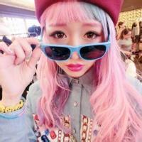 qq头像图片原宿风男生衣领_WWW.WHOISQQ.COM