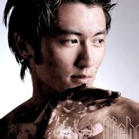 谢霆锋qq头像图片男生_WWW.WHOISQQ.COM