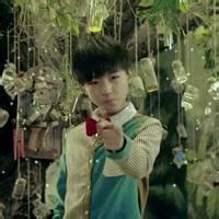 男生头像图片王俊凯_WWW.WHOISQQ.COM