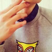 衣服头像图片男生_WWW.WHOISQQ.COM