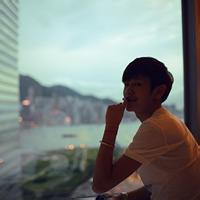 一个人挺好qq头像图片男生_WWW.WHOISQQ.COM
