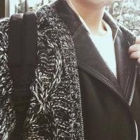 衣服头像图片男生_WWW.WHOISQQ.COM