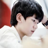 帅气头像图片男生王源_WWW.WHOISQQ.COM