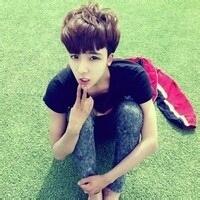 穿超人衣服的头像图片男生_WWW.WHOISQQ.COM