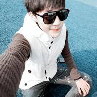 qq墨镜男生头像图片吧_WWW.WHOISQQ.COM