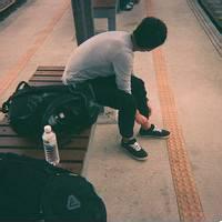 男生夕阳的头像图片_WWW.WHOISQQ.COM