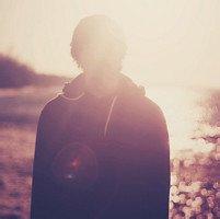 男生夕阳的头像图片_WWW.WHOISQQ.COM