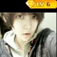 带钻头像图片男生_WWW.WHOISQQ.COM