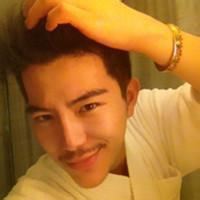 qq头像图片男生小胡子_WWW.WHOISQQ.COM