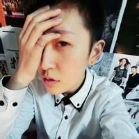 qq头像图片男生小胡子_WWW.WHOISQQ.COM