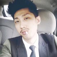 qq头像图片男生小胡子_WWW.WHOISQQ.COM