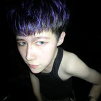 qq头像图片男生小胡子_WWW.WHOISQQ.COM