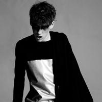 欧美服装类男生头像图片_WWW.WHOISQQ.COM