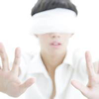 蒙着脸的男生qq头像图片_WWW.WHOISQQ.COM