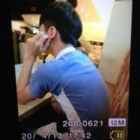 qq头像图片男生 校服_WWW.WHOISQQ.COM