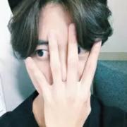 男生给女生盖被子头像图片_WWW.WHOISQQ.COM