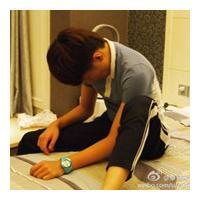 深圳校服男生头像图片全身_WWW.WHOISQQ.COM