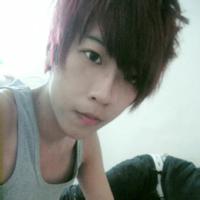 qq男生装萌头像图片_WWW.WHOISQQ.COM