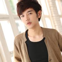 qq男生装萌头像图片_WWW.WHOISQQ.COM