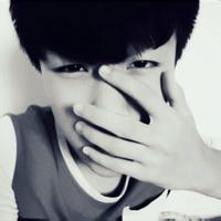 qq抑郁男生头像图片_WWW.WHOISQQ.COM