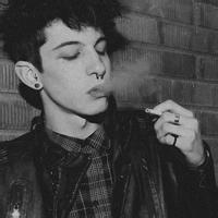 qq抑郁男生头像图片_WWW.WHOISQQ.COM