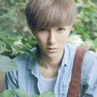 qq男生妖孽头像图片_WWW.WHOISQQ.COM