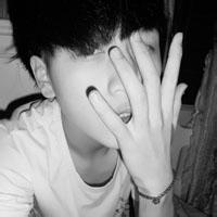 半张脸下巴男生头像图片_WWW.WHOISQQ.COM