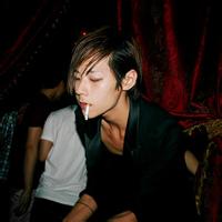 qq头像图片男生潮韩国_WWW.WHOISQQ.COM