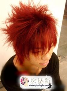 棕红色头发男生头像图片_WWW.WHOISQQ.COM