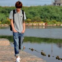 远景男生背影头像图片_WWW.WHOISQQ.COM