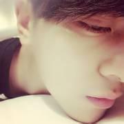 男生头像图片半面脸_WWW.WHOISQQ.COM